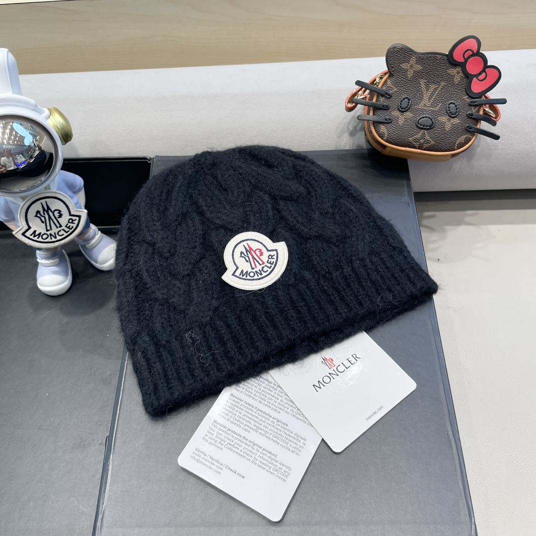 Moncler Caps